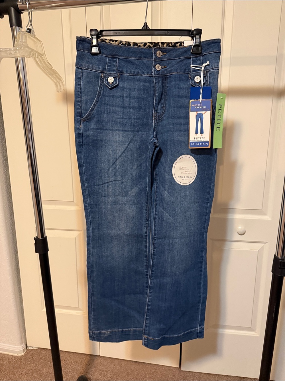9th & Main Petite Boot Cut Jeans in Medium Blue Wash